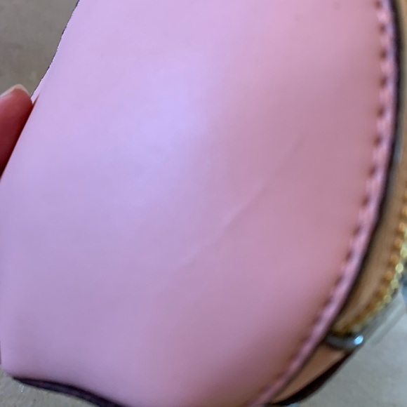 BCBG generation small clutch round wristlet pink - Picture 8 of 8